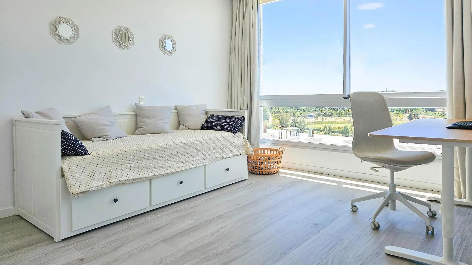 Holiday home Modern Townhouse In Oceana Gardens Cancelada Estepona