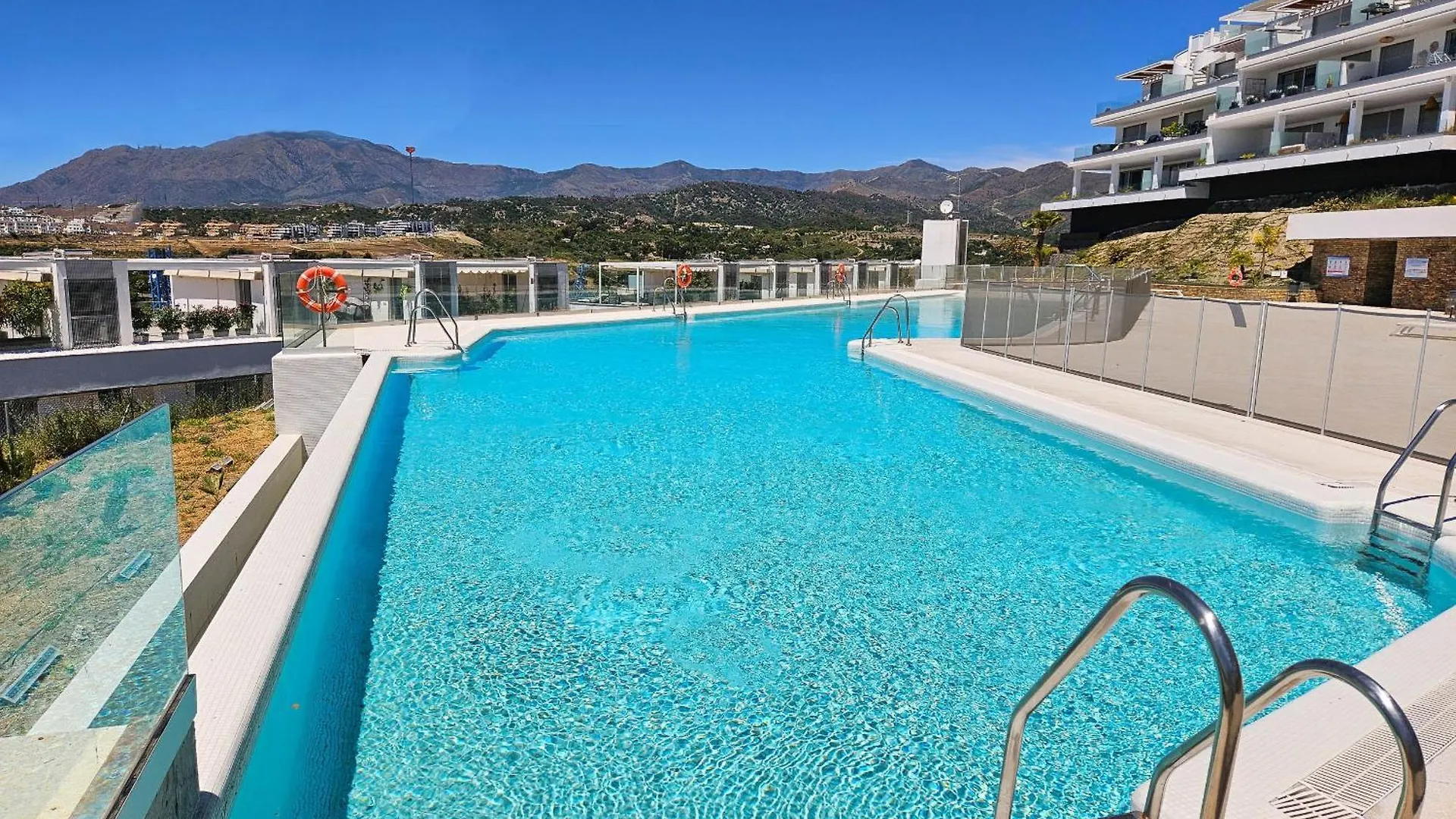 Holiday home Modern Townhouse In Oceana Gardens Cancelada Estepona Spain